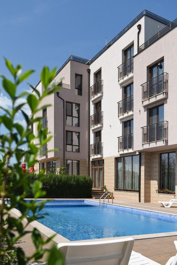 Hotel Vanilla, Varna - Free Parking Екстер'єр фото