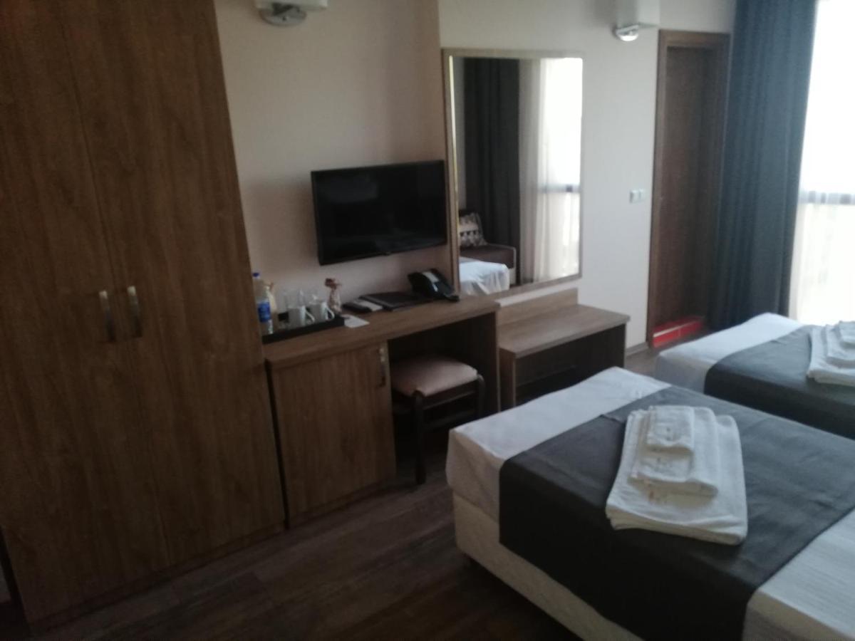 Hotel Vanilla, Varna - Free Parking Екстер'єр фото