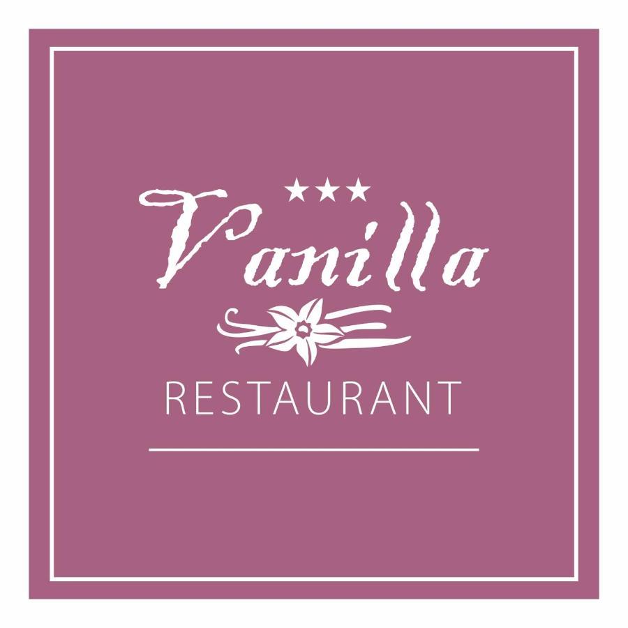 Hotel Vanilla, Varna - Free Parking Екстер'єр фото