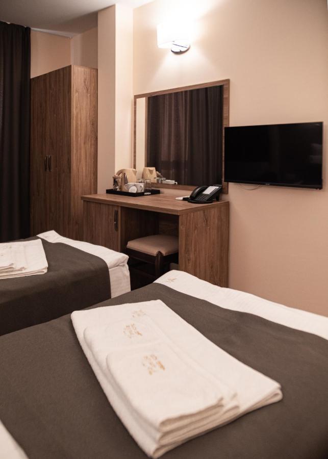 Hotel Vanilla, Varna - Free Parking Екстер'єр фото