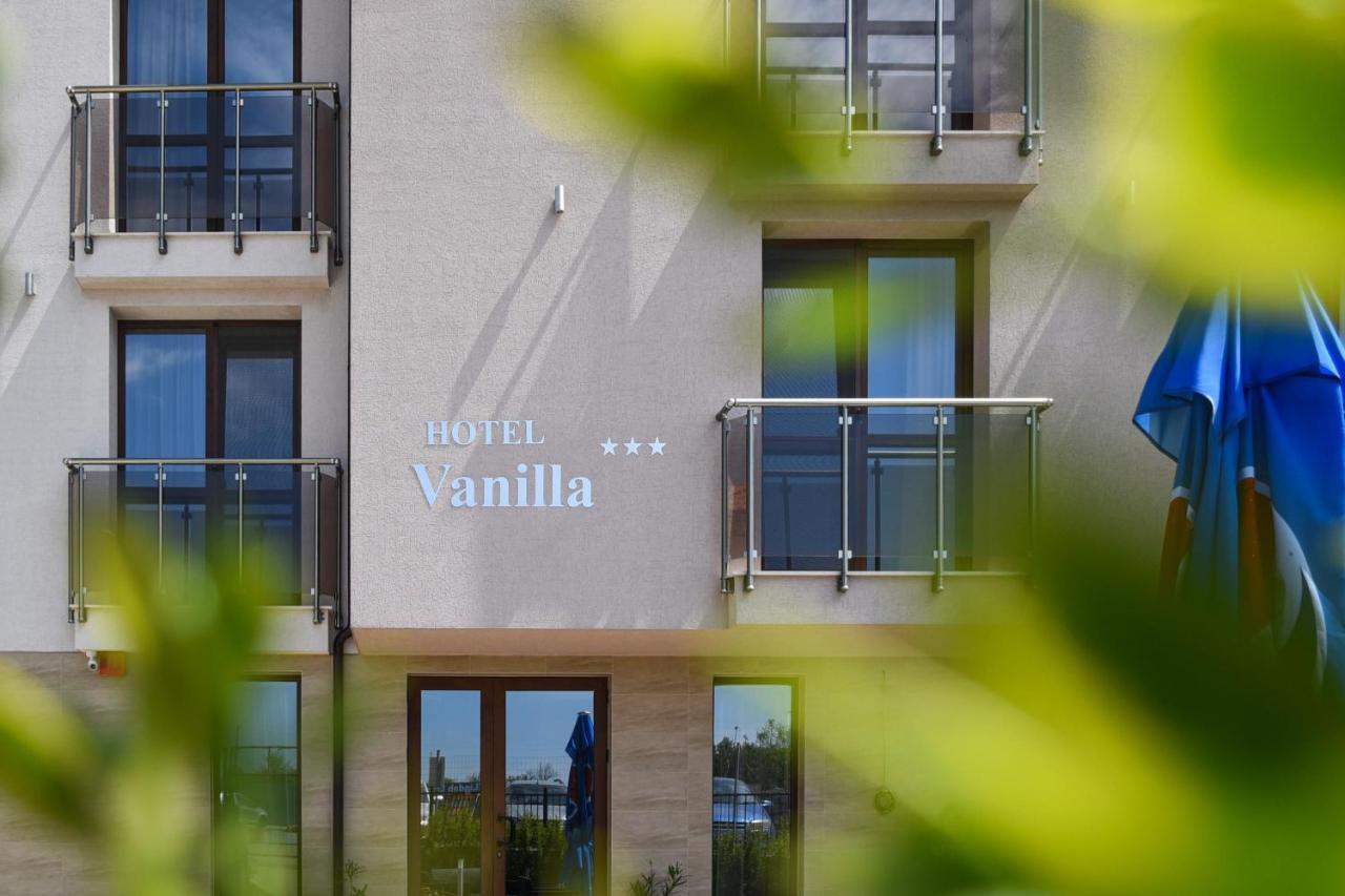 Hotel Vanilla, Varna - Free Parking Екстер'єр фото