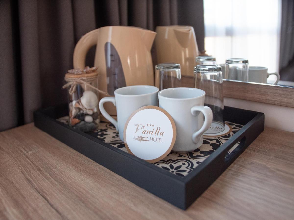 Hotel Vanilla, Varna - Free Parking Екстер'єр фото