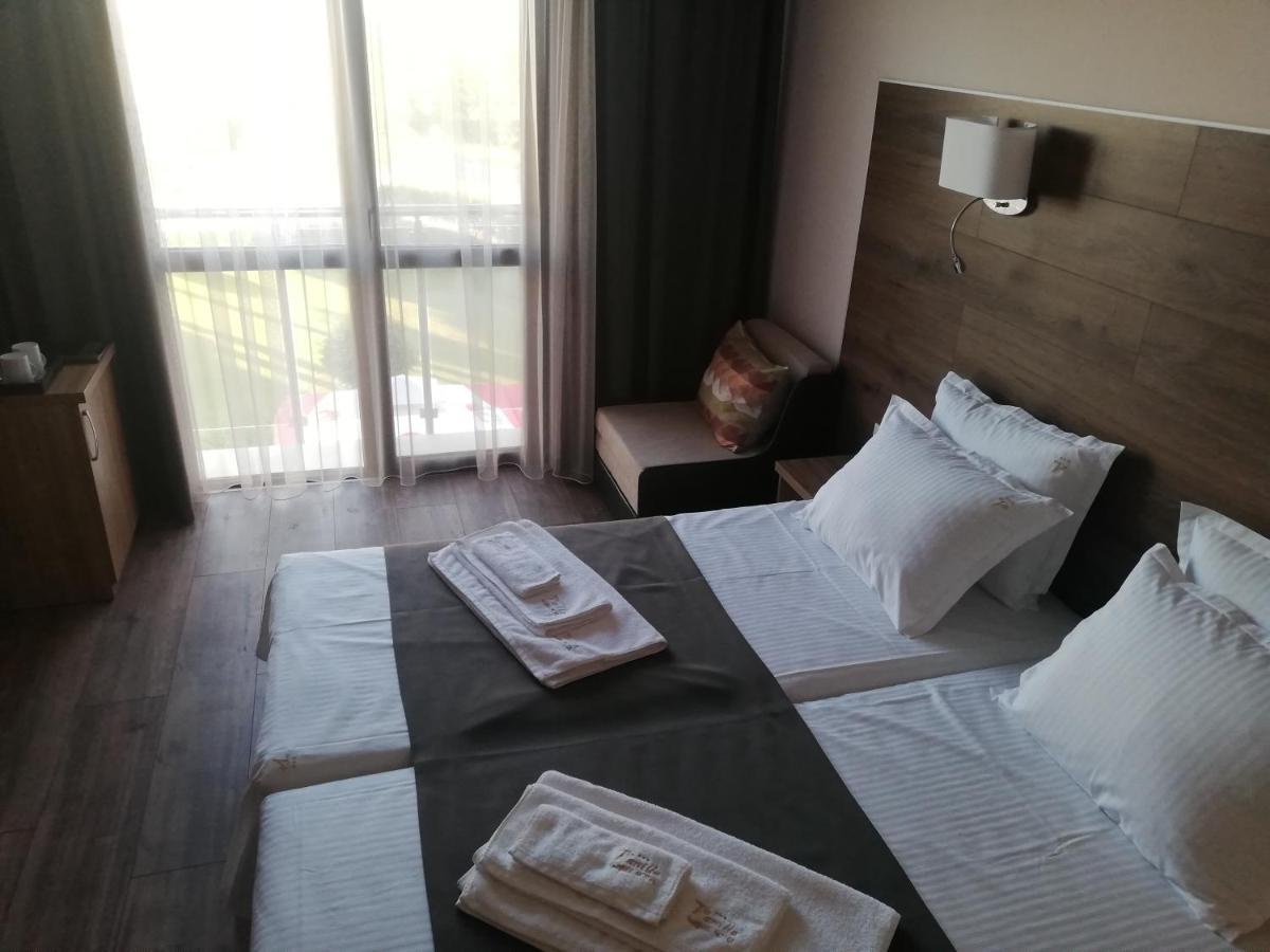 Hotel Vanilla, Varna - Free Parking Екстер'єр фото
