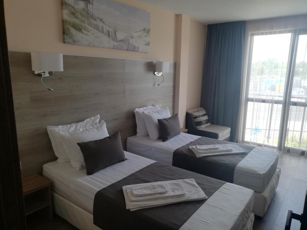 Hotel Vanilla, Varna - Free Parking Екстер'єр фото