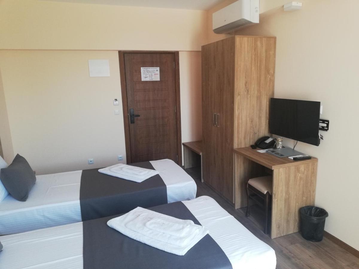 Hotel Vanilla, Varna - Free Parking Екстер'єр фото
