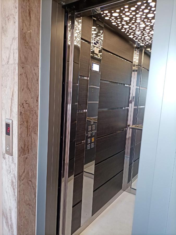 Hotel Vanilla, Varna - Free Parking Екстер'єр фото