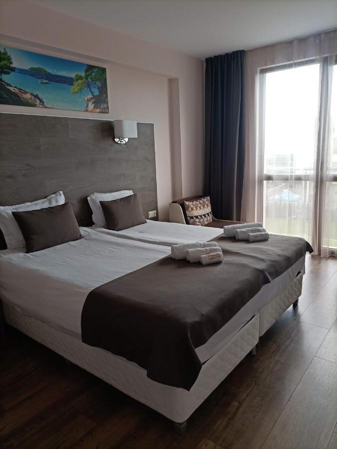 Hotel Vanilla, Varna - Free Parking Екстер'єр фото